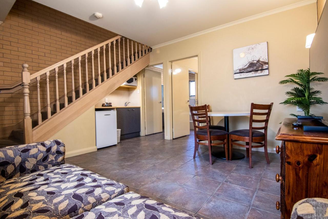 Albury Georgian Motel & Suites Zewnętrze zdjęcie